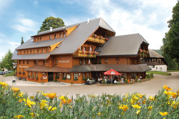 Blick auf den Gasthof Schwarzwaldhaus  Schwarzwaldhaus Bernau