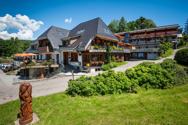 Blick auf das Hotel-Restaurant Albtalblick 