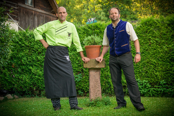 Die Naturpark-Wirte Bernd und Axel Maier heien Sie willkommen  Goldener Adler Oberried